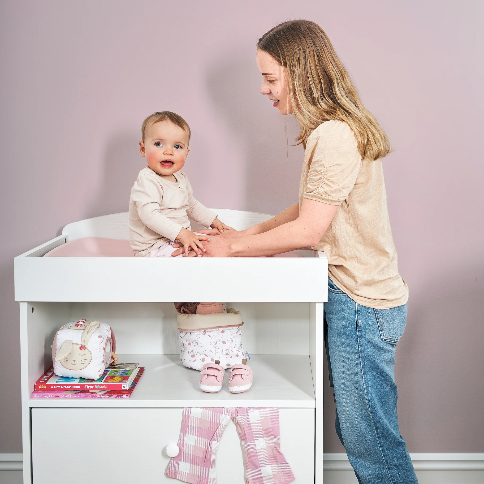 Crescent Chest - Image 5